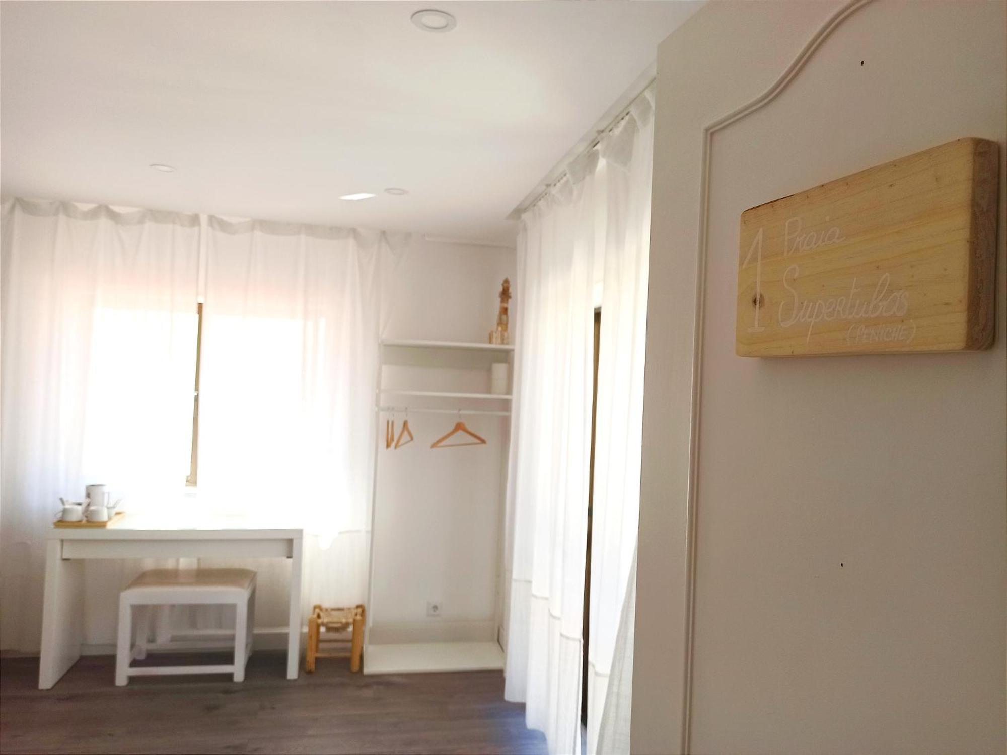 Supertubos House Peniche Bed & Breakfast Atouguia Da Baleia Cameră foto