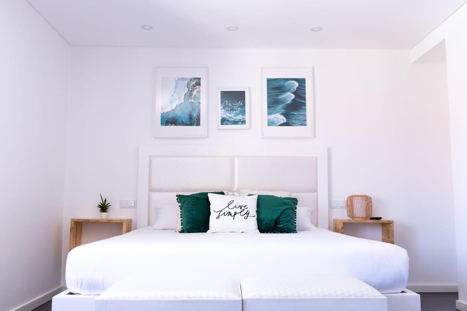 Supertubos House Peniche Bed & Breakfast Atouguia Da Baleia Exterior foto